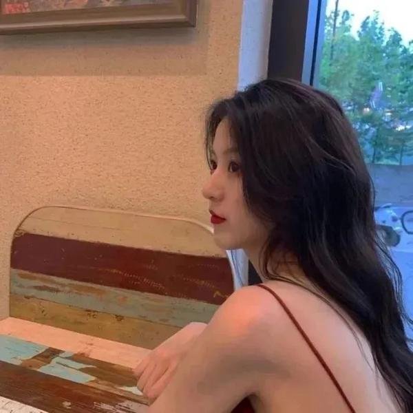 牧蜂姑娘