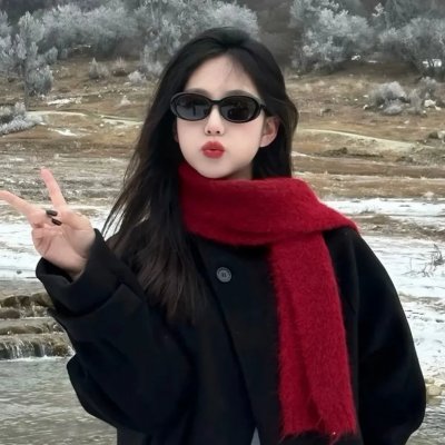 帐棚顶上的马戏团艺人